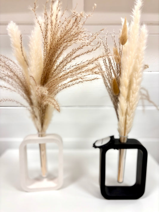 SQUARE PROPAGATION VASES WITH PAMPAS FEATHERS